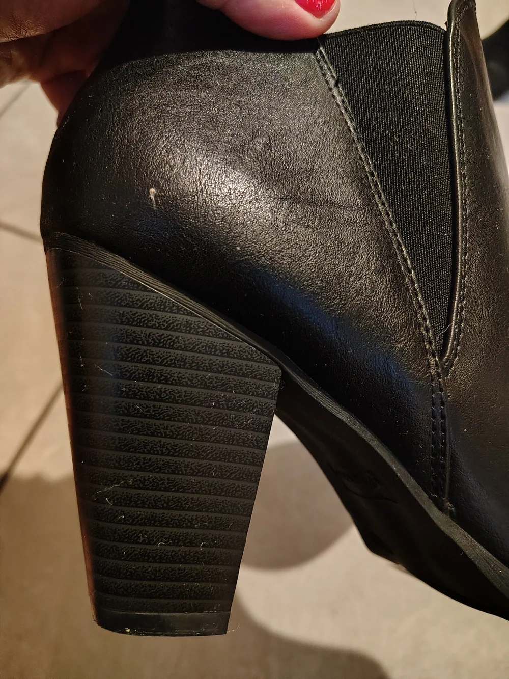 Forever Unique Black Leather Ankle Booties with Block Heel - Picture 3 of 4